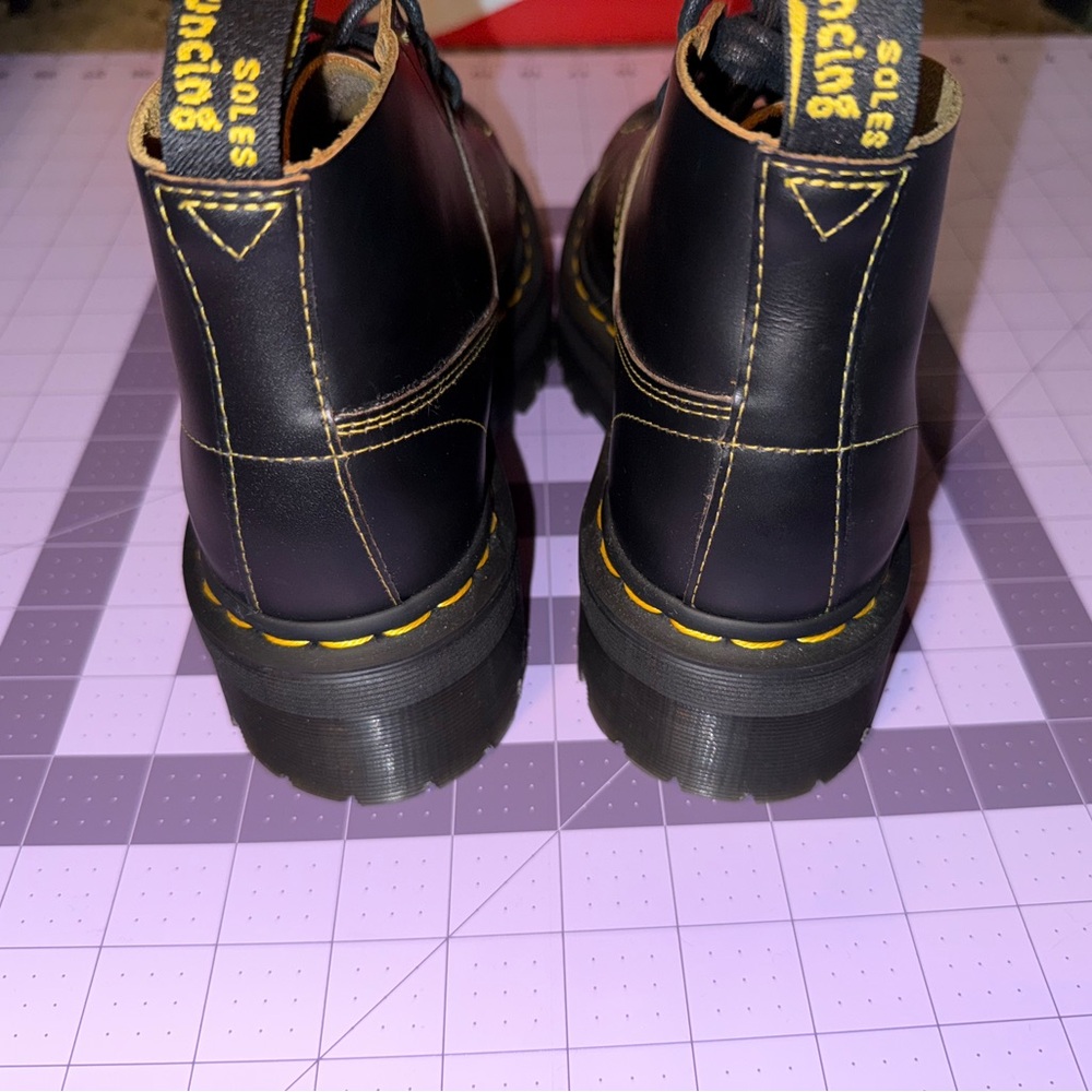 Doc Martens - Picture 3 of 6